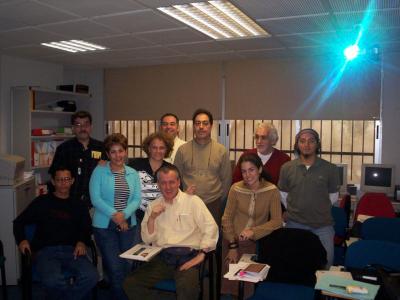 20061218202631-foto-grupo-con-miguel.jpg